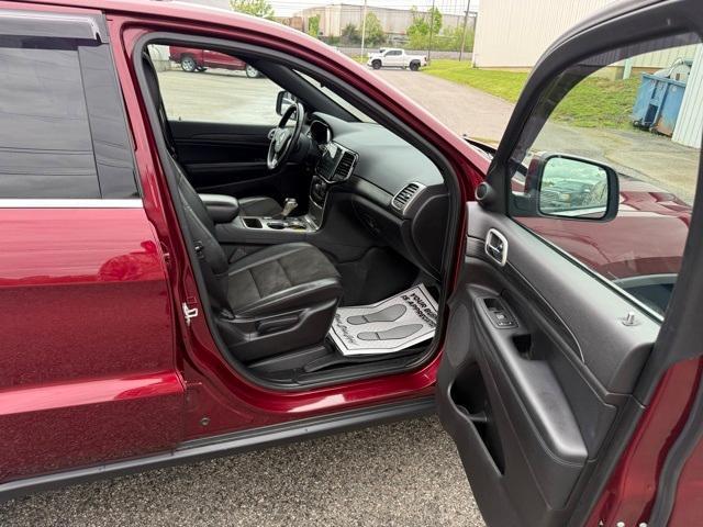 used 2021 Jeep Grand Cherokee car, priced at $28,477