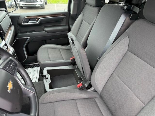 used 2025 Chevrolet Silverado 1500 car, priced at $47,999