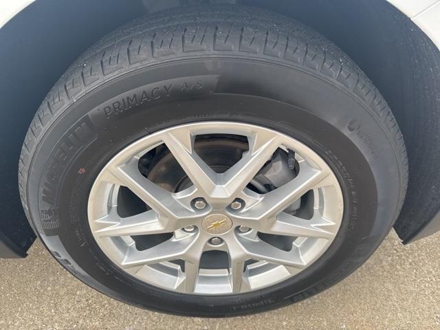 used 2022 Chevrolet Equinox car, priced at $21,988