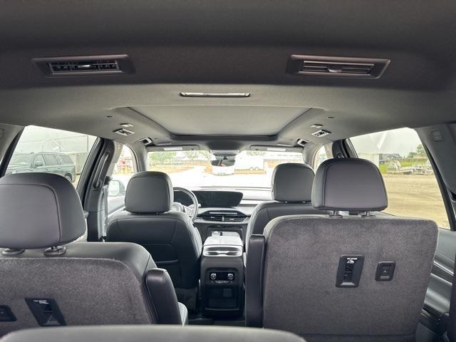 used 2025 Buick Enclave car, priced at $60,900