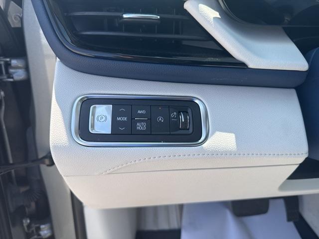 used 2025 Buick Enclave car, priced at $59,990