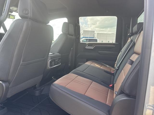 new 2025 Chevrolet Silverado 3500 car