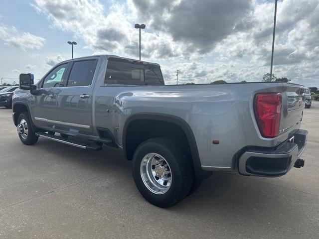 new 2025 Chevrolet Silverado 3500 car