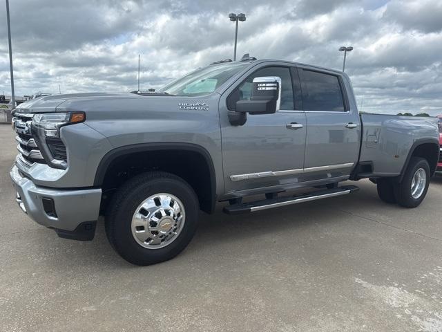 new 2025 Chevrolet Silverado 3500 car
