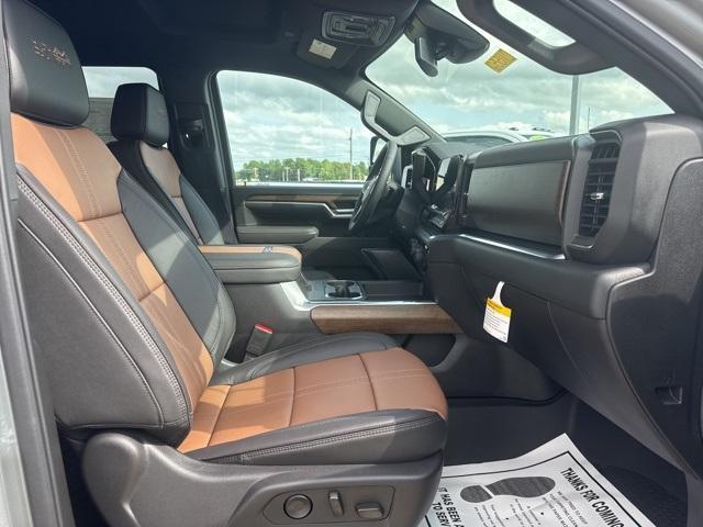 new 2025 Chevrolet Silverado 3500 car