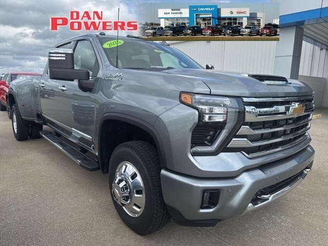 new 2025 Chevrolet Silverado 3500 car