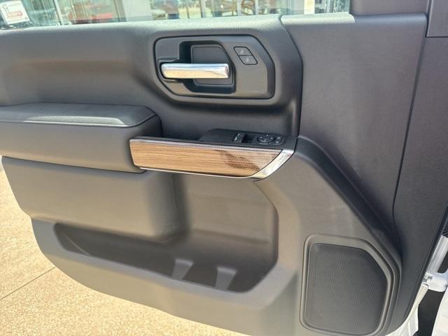 new 2025 Chevrolet Silverado 2500 car, priced at $50,850