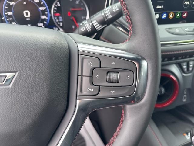 new 2025 Chevrolet Blazer car