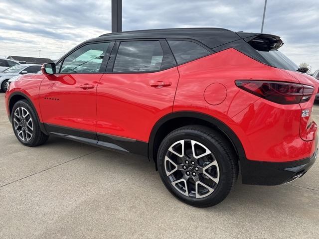 new 2025 Chevrolet Blazer car