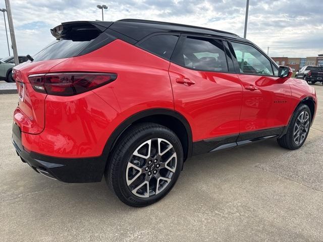 new 2025 Chevrolet Blazer car