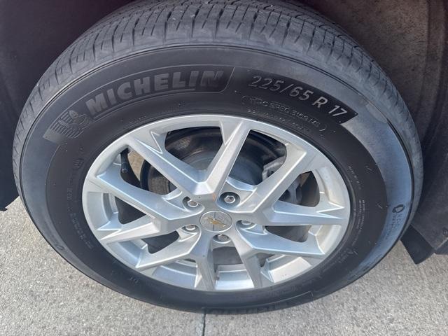 used 2023 Chevrolet Equinox car, priced at $23,626