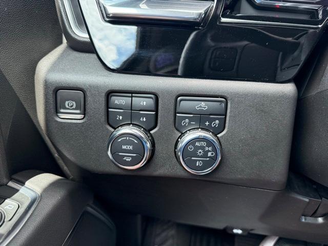 used 2023 GMC Sierra 1500 car, priced at $44,870