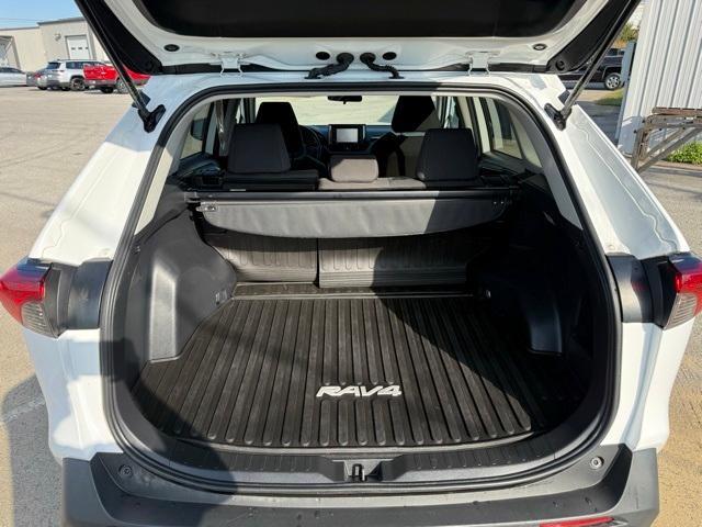 used 2020 Toyota RAV4 Hybrid car, priced at $25,737