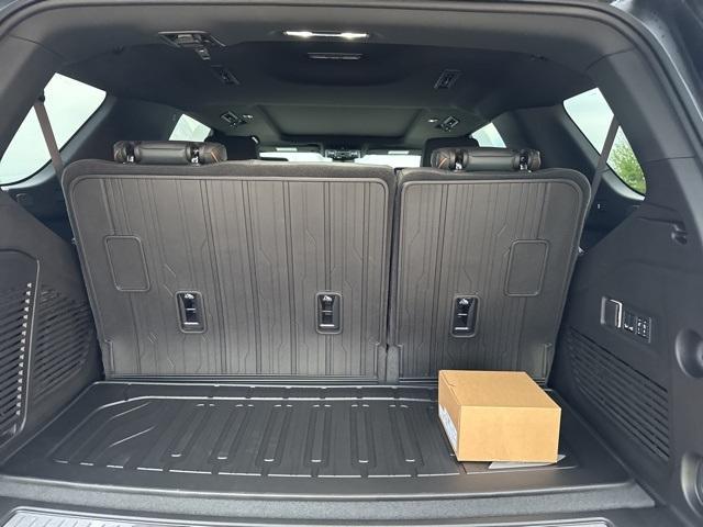 new 2025 GMC Yukon car