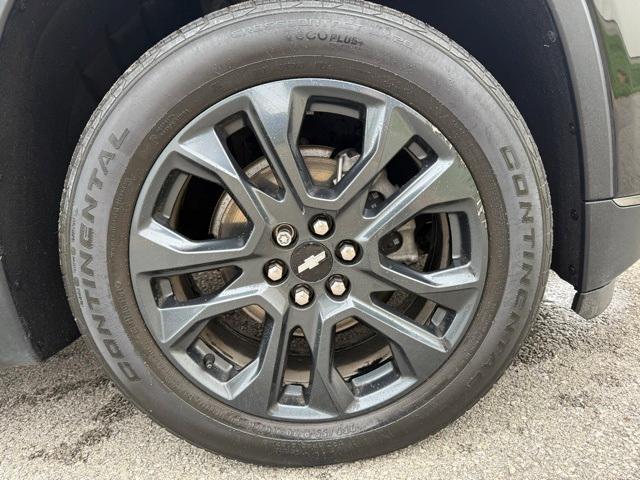 used 2021 Chevrolet Traverse car, priced at $28,937