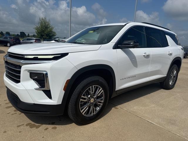 new 2025 Chevrolet Traverse car