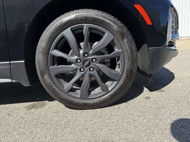used 2024 Chevrolet Equinox car, priced at $26,995