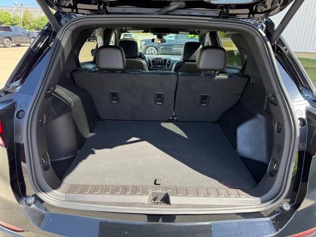 used 2024 Chevrolet Equinox car, priced at $26,995
