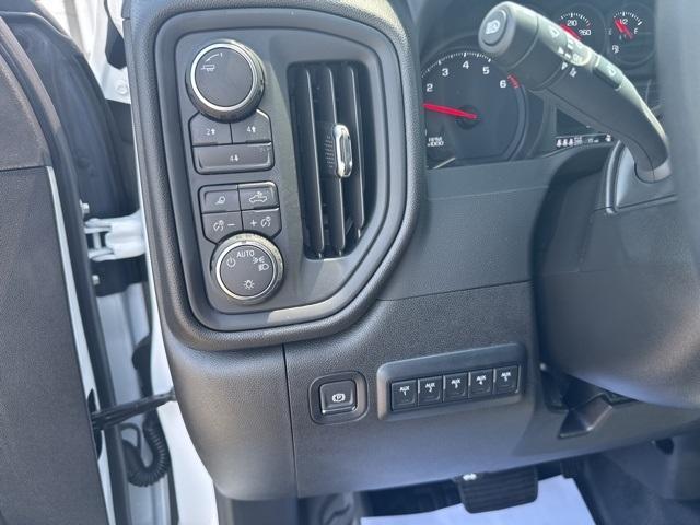 new 2025 Chevrolet Silverado 2500 car, priced at $49,818