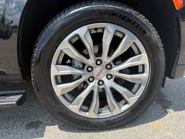 used 2021 GMC Yukon car, priced at $58,994