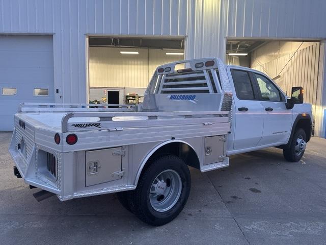 new 2025 GMC Sierra 3500 car