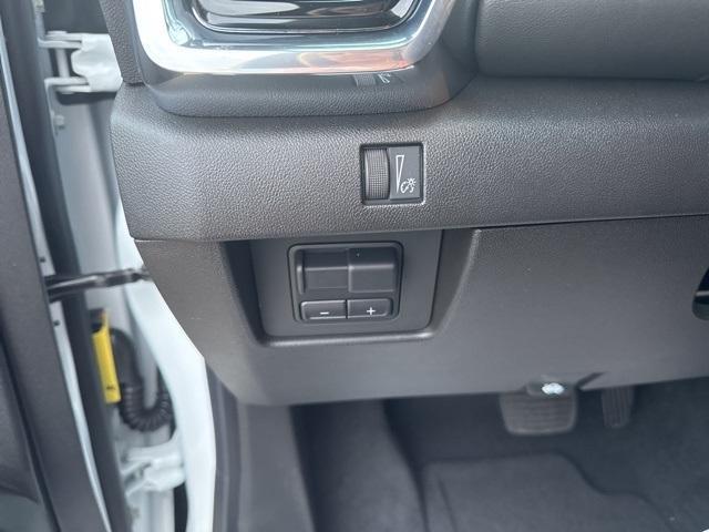 new 2025 GMC Canyon car