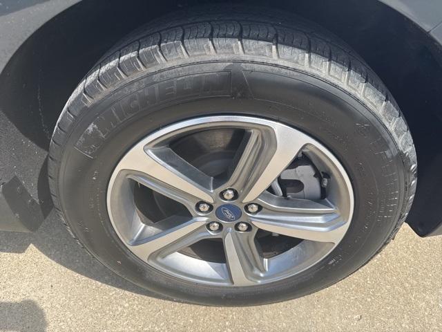 used 2021 Ford Edge car, priced at $22,990