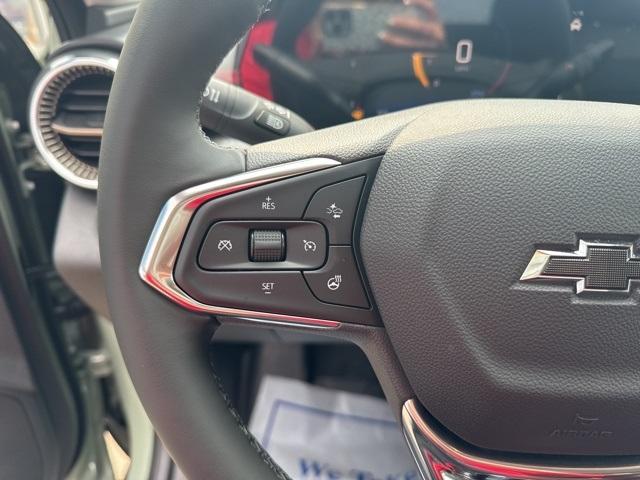 new 2025 Chevrolet Trax car
