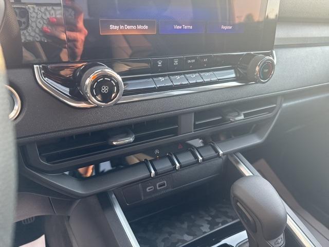 new 2025 Chevrolet Colorado car