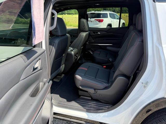 used 2024 Chevrolet Traverse car, priced at $54,995