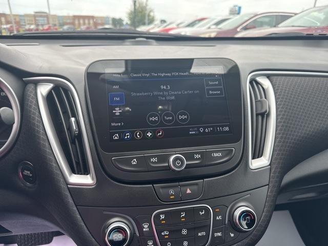 used 2025 Chevrolet Malibu car