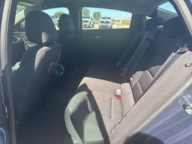 used 2025 Chevrolet Malibu car