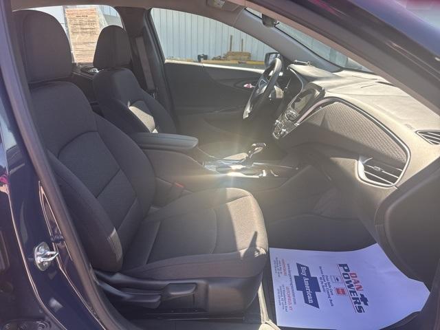 used 2025 Chevrolet Malibu car