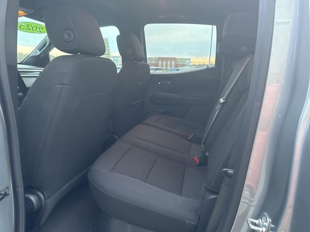 new 2025 GMC Canyon car