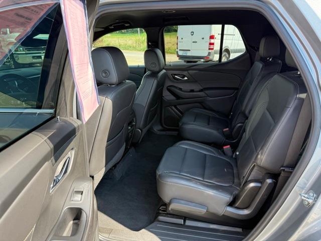 used 2023 Chevrolet Traverse car, priced at $28,934
