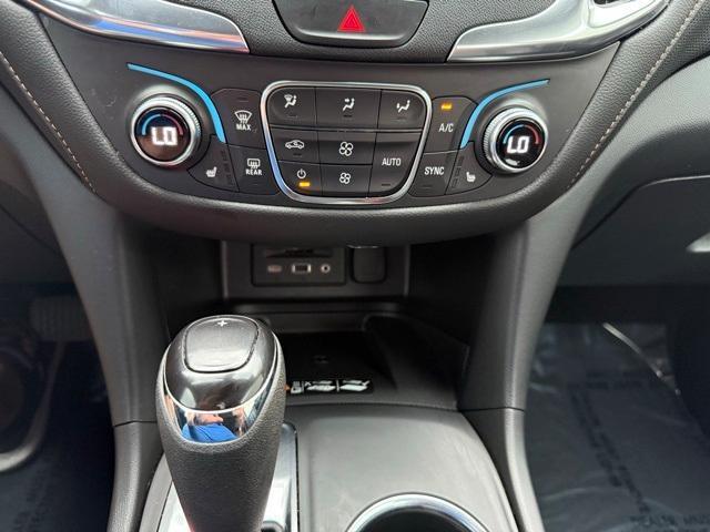 used 2021 Chevrolet Equinox car, priced at $21,976