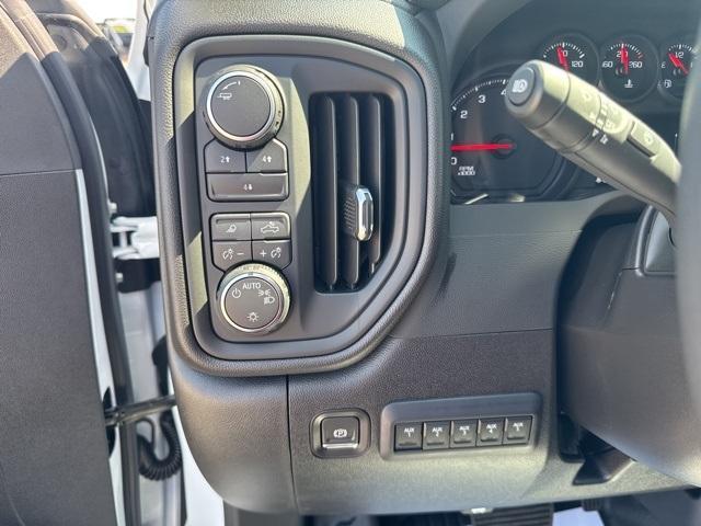 new 2025 Chevrolet Silverado 2500 car, priced at $48,618