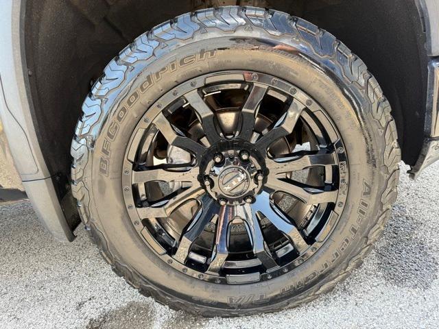 used 2020 GMC Sierra 1500 car, priced at $33,928