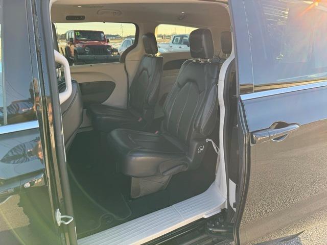 used 2023 Chrysler Pacifica car, priced at $23,882