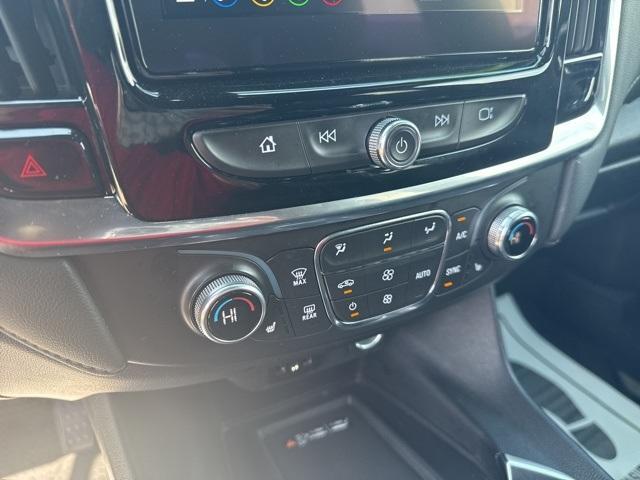 used 2023 Chevrolet Traverse car, priced at $33,988