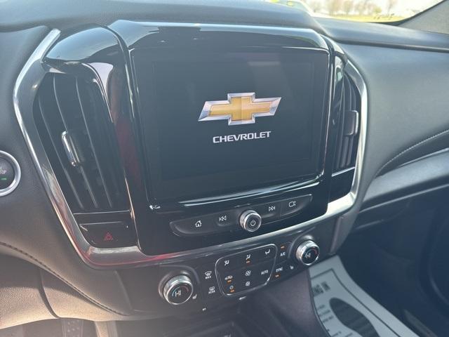 used 2023 Chevrolet Traverse car, priced at $33,988