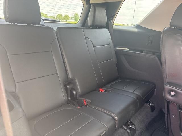 used 2020 Chevrolet Traverse car, priced at $21,499