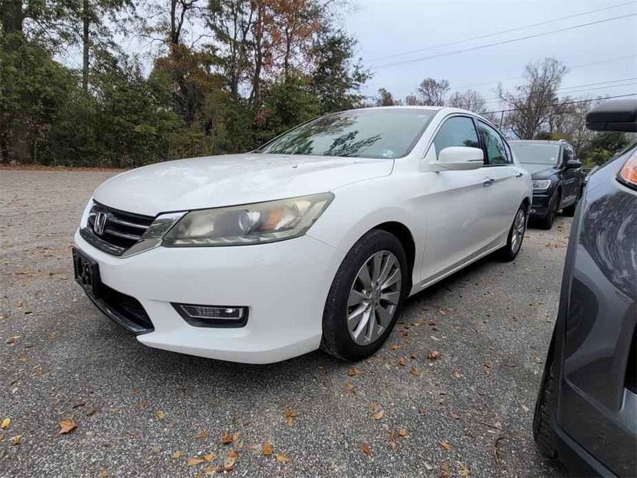 used 2013 Honda Accord car, priced at $15,600