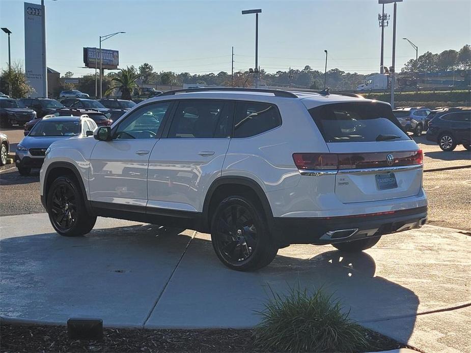 used 2024 Volkswagen Atlas car, priced at $36,500