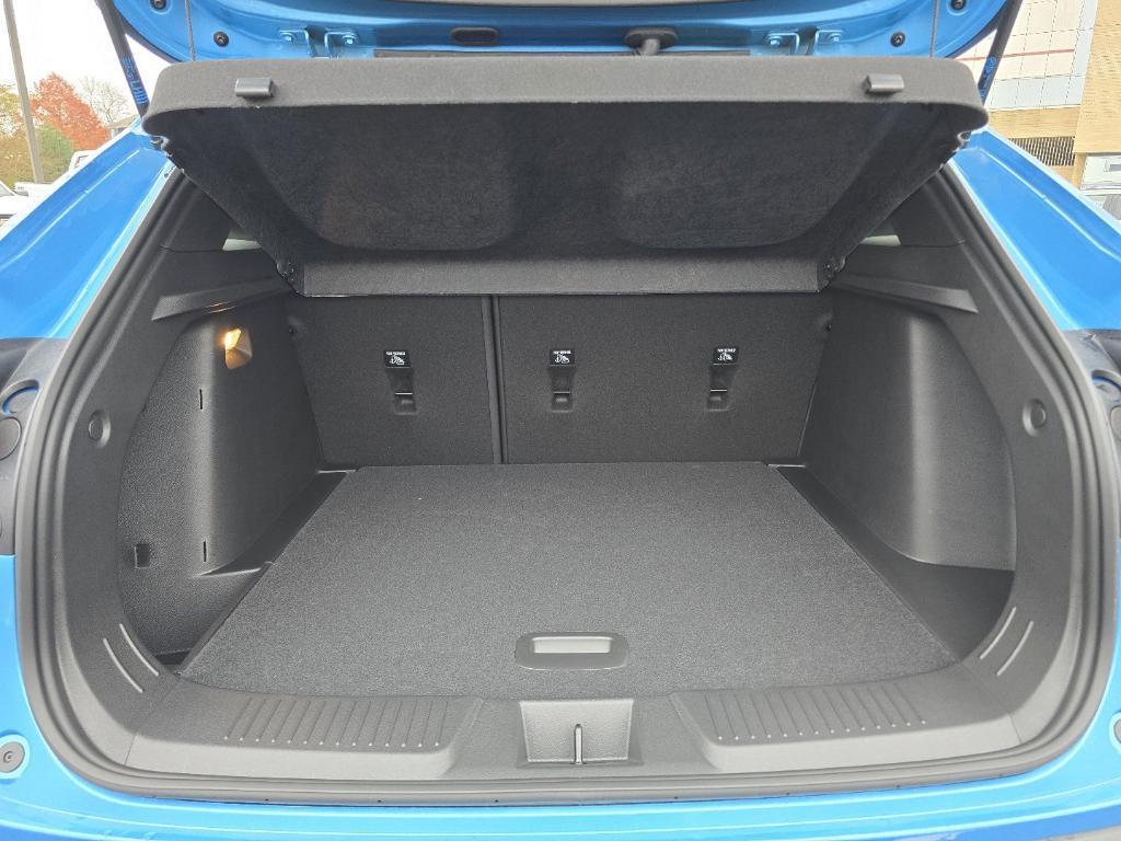 new 2025 Chevrolet Trax car, priced at $25,040