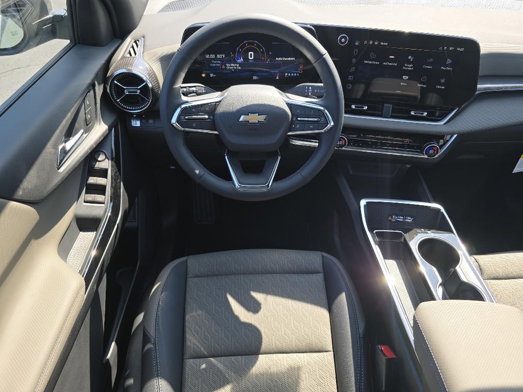 new 2025 Chevrolet Equinox car, priced at $30,823