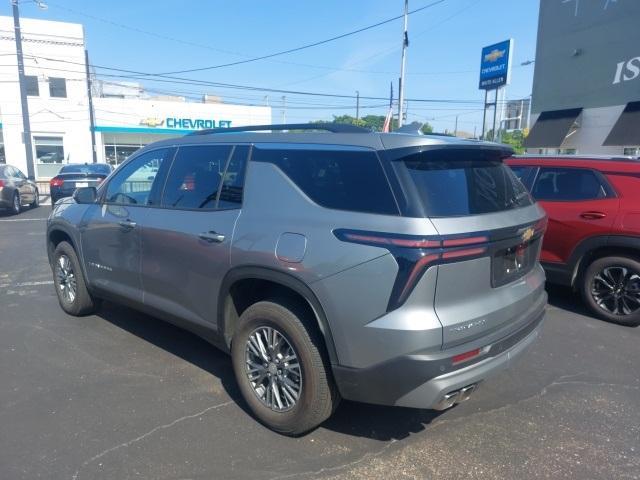 used 2024 Chevrolet Traverse car, priced at $39,300