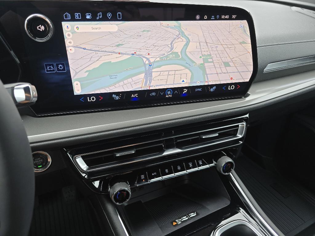 new 2026 Chevrolet Traverse car, priced at $42,915