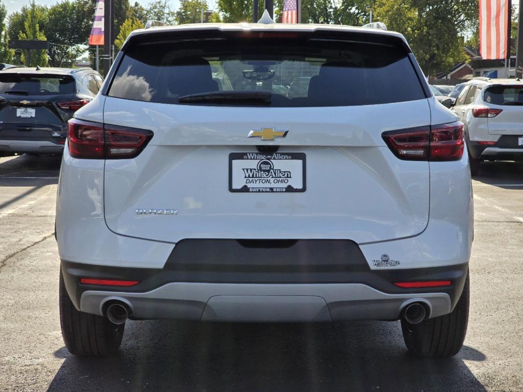 new 2025 Chevrolet Blazer car, priced at $42,030