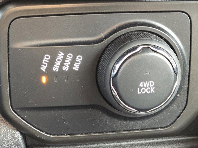 used 2020 Jeep Renegade car, priced at $13,400